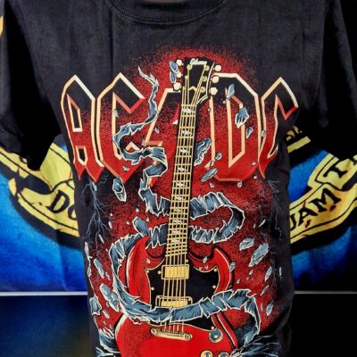 AC/DC THUNDER STRUCK AROUND THE WORLD T-SHIRT